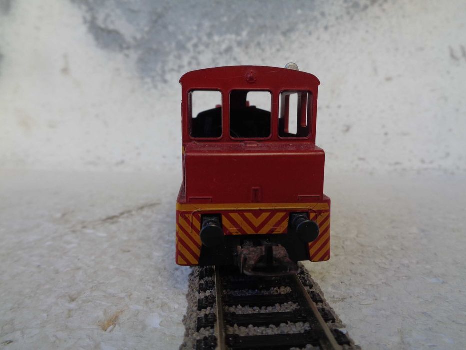 1:87 LIMA Locomotiva de manobras da DB V332 comboio