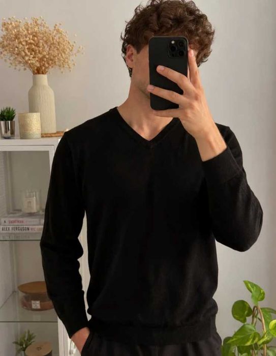 Czarny męski sweter z wełny merino 100% merino wool