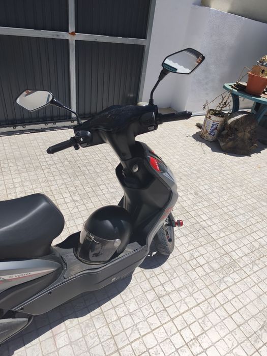 Scooter elétrica goose