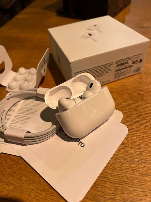 AirPods всі моделі