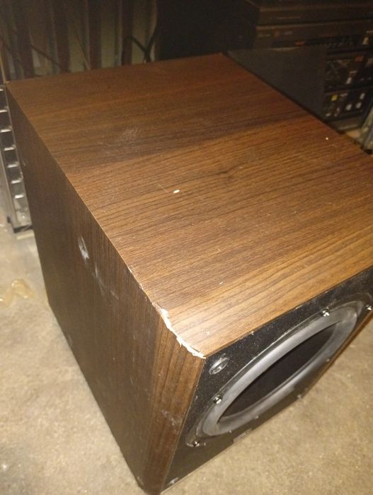 Subwoofer aktywny magnat 201A