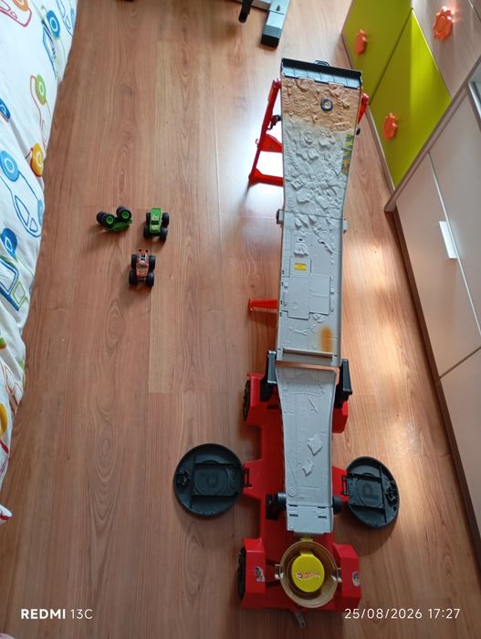 Carro/pista hot wheels