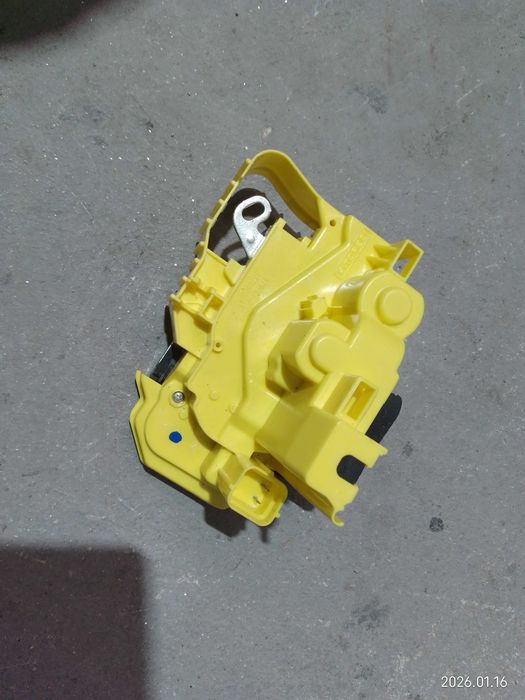 Fechadura Porta Esquerda Fiat / Peugeot / Citroen – 1359951080