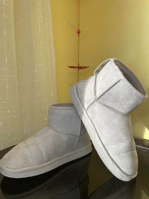 Угги від h&m  теплі