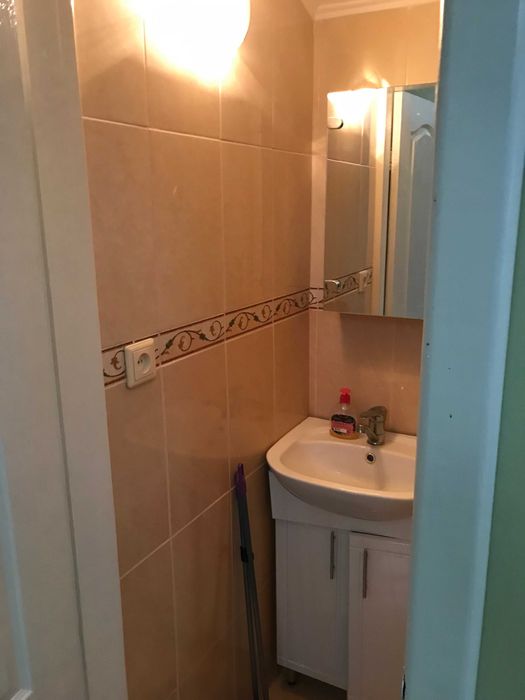 Продам нежитлове приміщення,вул.Кубанської України,буд 33а