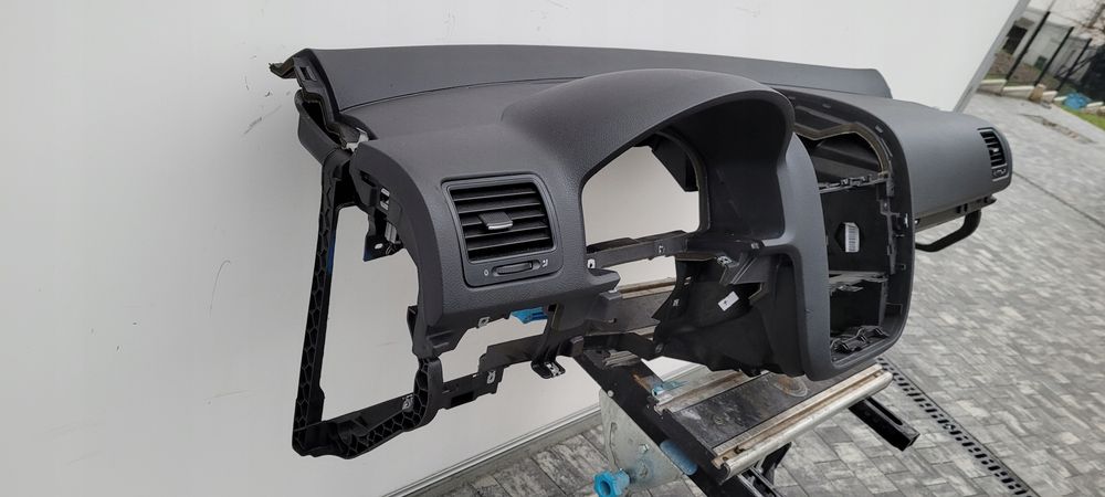 kokpit deska airbag pasy sensor vw golf v jetta
