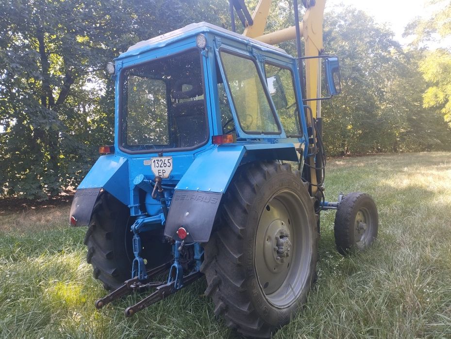 Трактор МТЗ 80 з навантажувачем