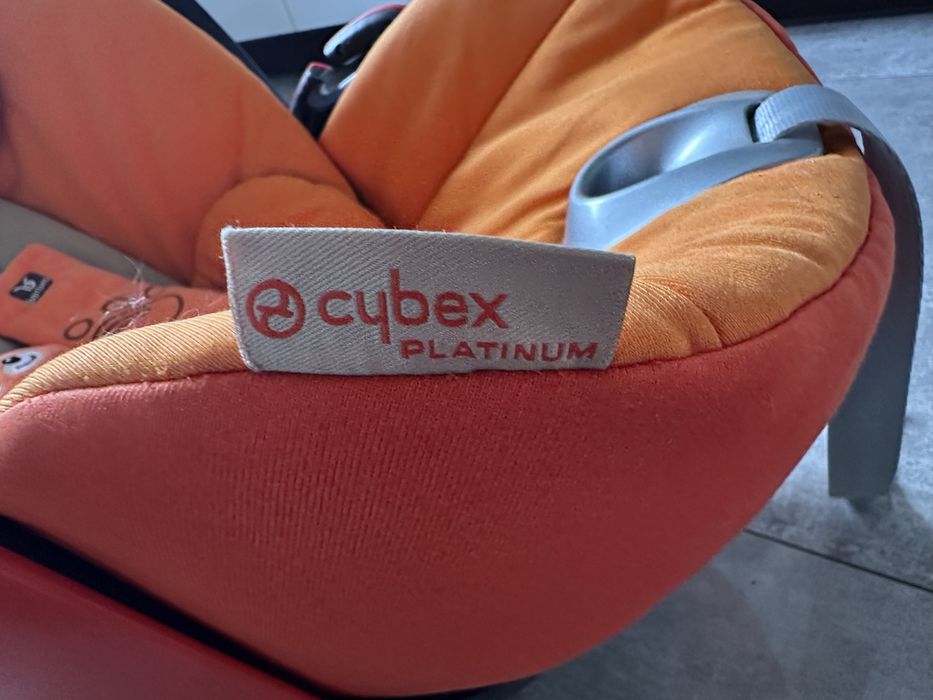 Nosidelko fotelik Cybex Cloud Q Platinum