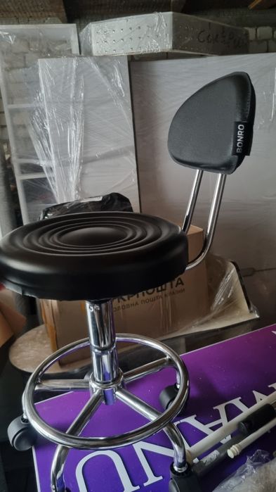 Кресло ,  стульчик распродажа салона