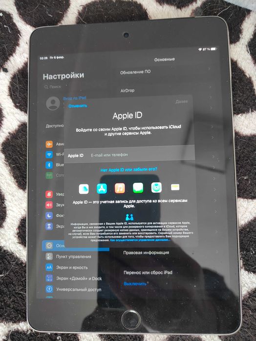 iPad mini 4 128g + 4g