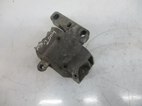 Apoio do motor AUDI A3 (8P1)