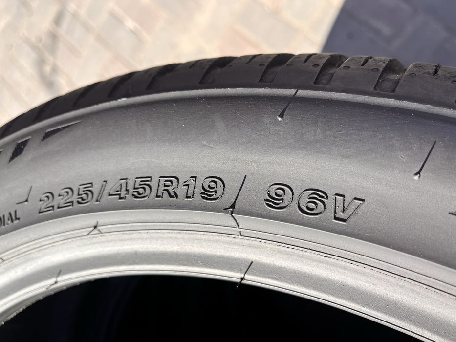 Шини 225/45 R19 Bridgestone WeatherControl резина бу всесезонна