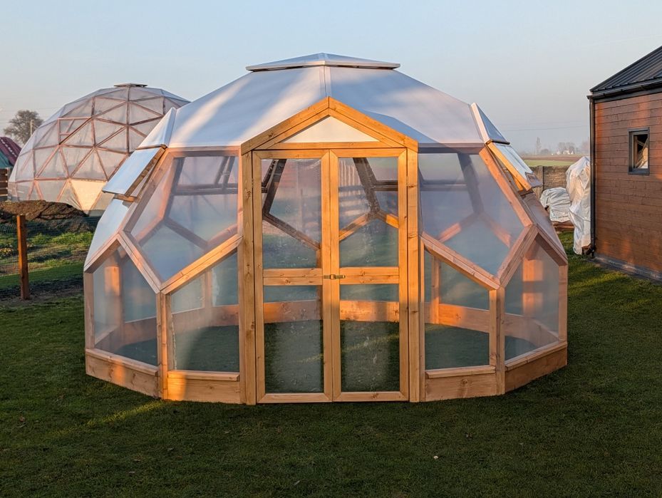 Kopuła szklarnia drewniana zadaszenie jacuzzi namiot sferyczny igloo