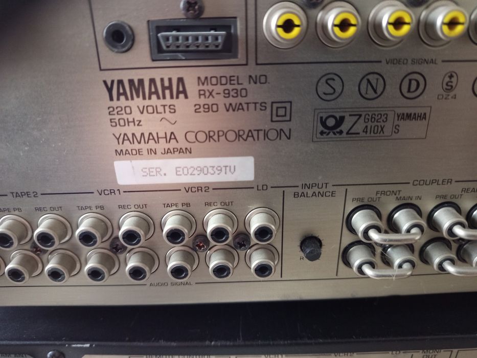 Amplituner stereo Yamaha RX 930