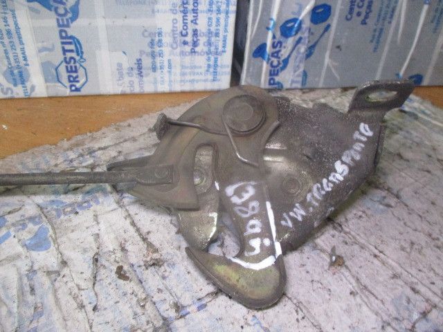 Fechadura / fecho capot VOLKSWAGEN Transporter IV Kombi (70XB, 70XC, 7