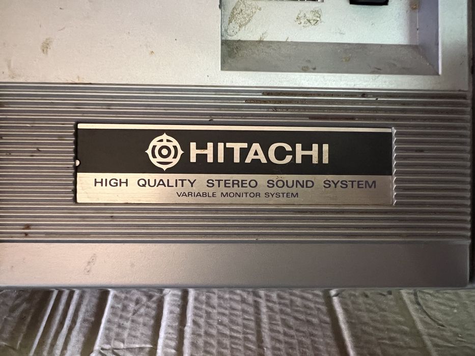 Boombox radio Hitachi