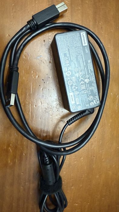 LENOVO ThinkPad USB Pro Dock  (40A7)