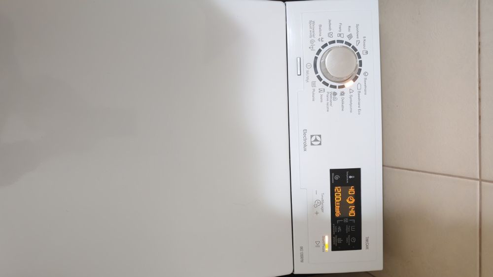 Пральна машина Electrolux