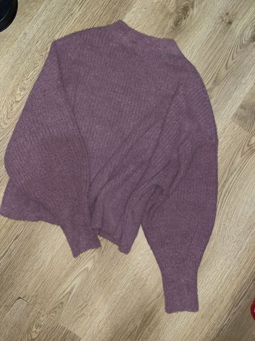 Светр ліловий, Pull&Bear