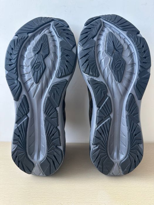 Кросівки Asics Novablast 4, Розмір 41,5/42,5/43,5/44/45!