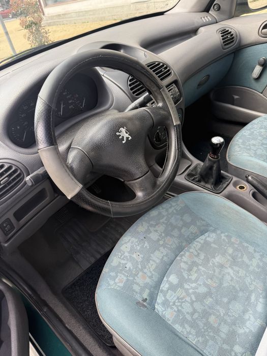 Peuguet 206 ano 1998