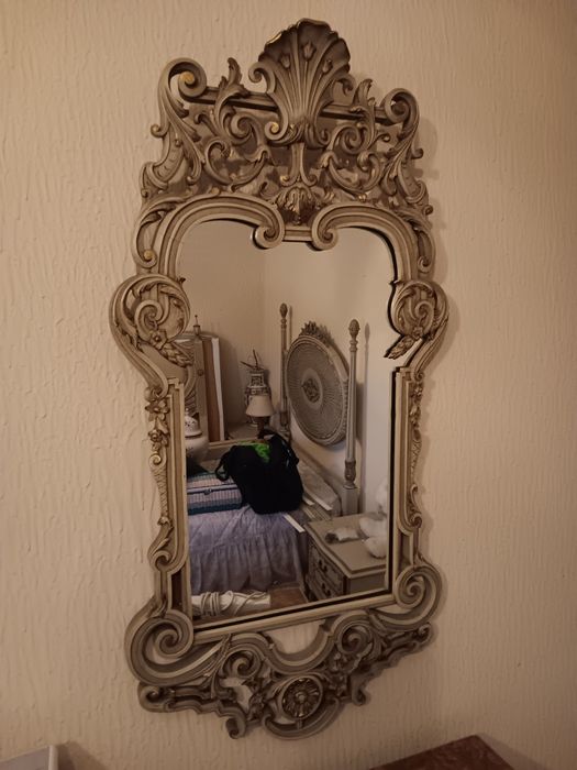 Espelho antigo em muito bom estado