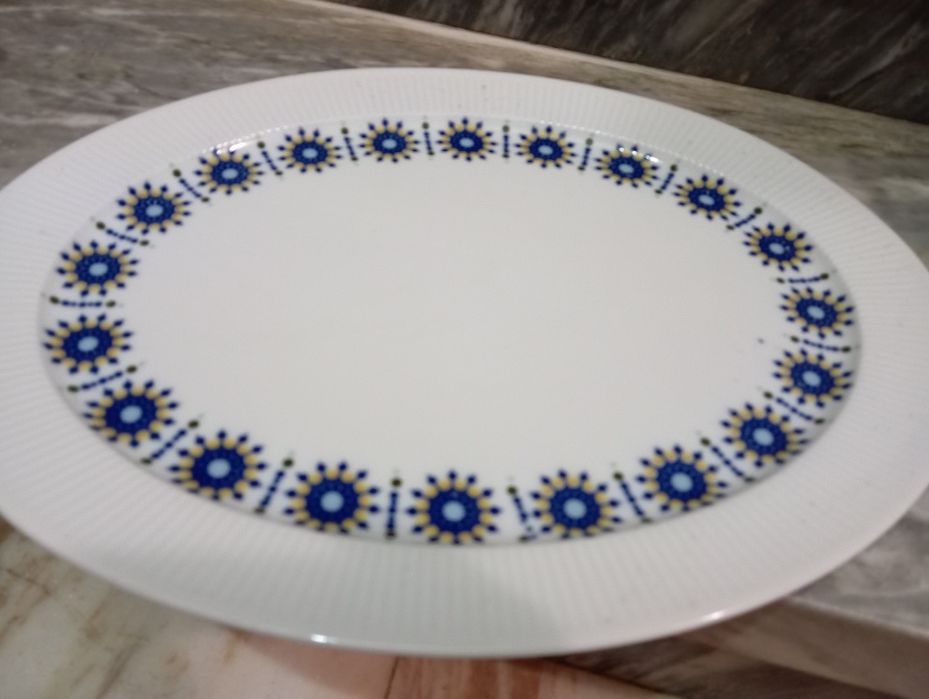 Travessa de loiça antiga