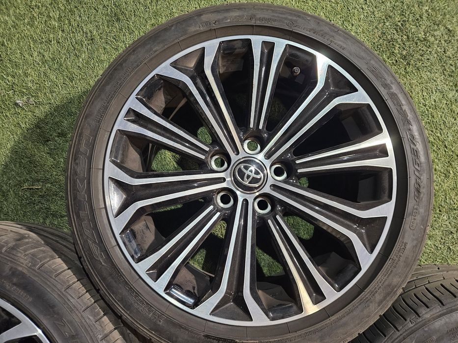 Koła 17" 5x114,3  Toyota Corolla E21