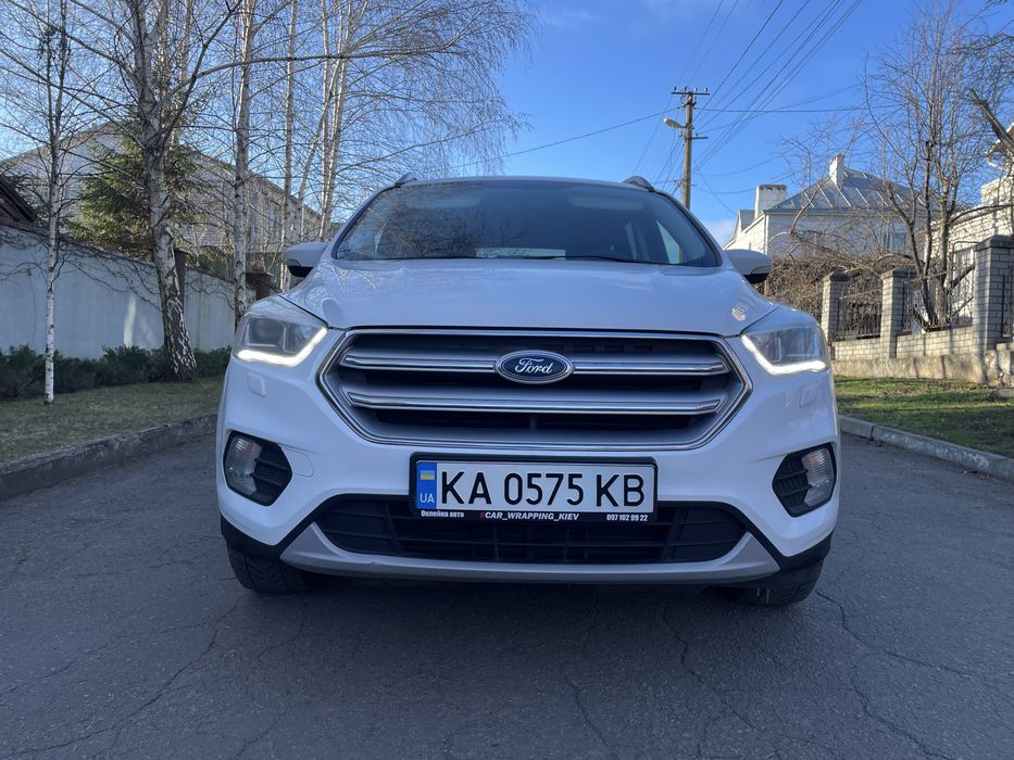 Продам Ford Kuga 2017 года дизель без подкрасов с родным пробегом