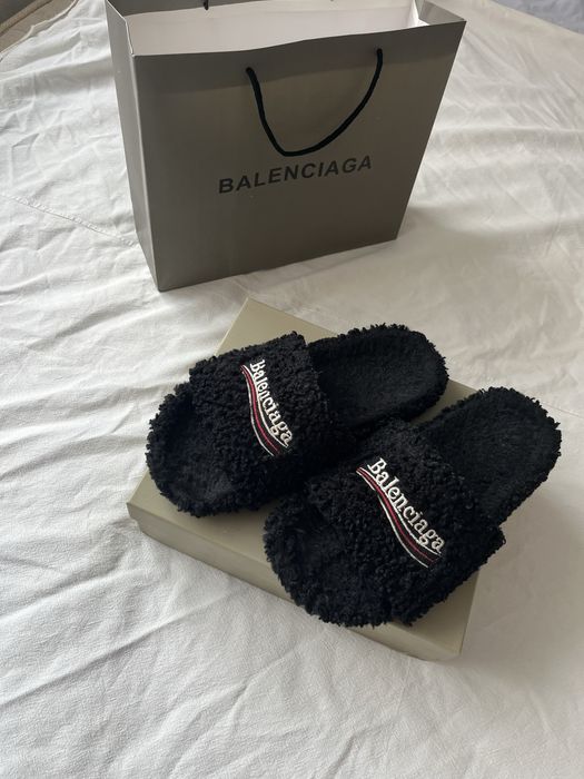 Тапочки Balenciaga
