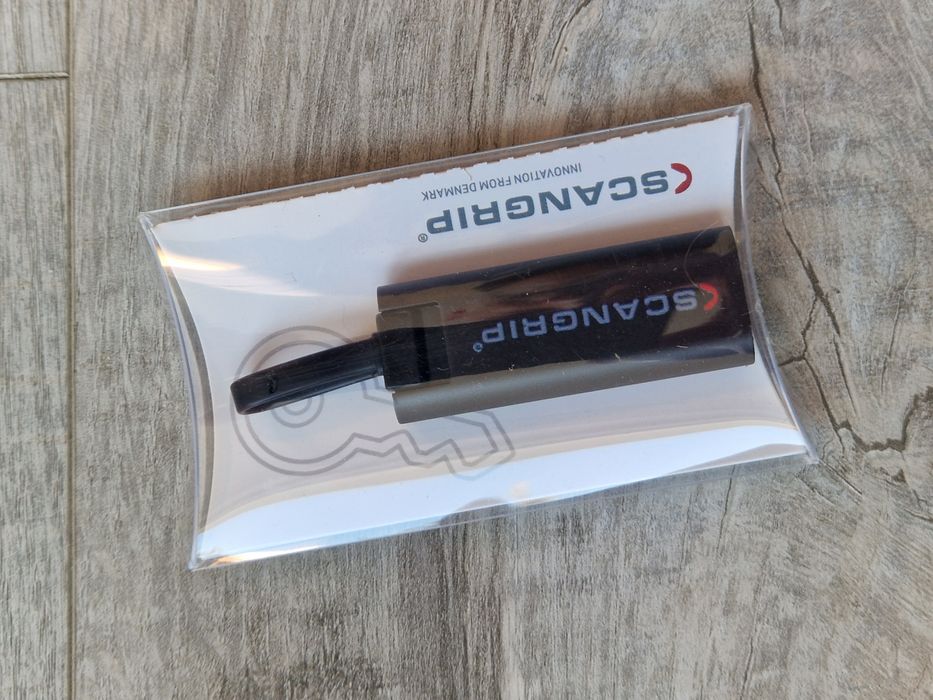 SCANGRIP Lampka brelok do kluczy wbudowany kabel USB FLASH MICRO R