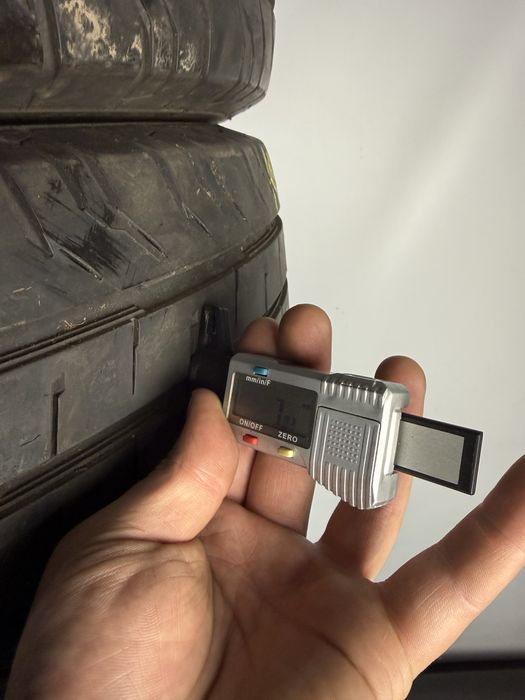 Літні шини 4шт R16 205/65C 107/105T Continental VanConti 2017 7,2-8,5м