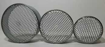 Заглушка вентиляційна 120 мм з сіткою оцінкована