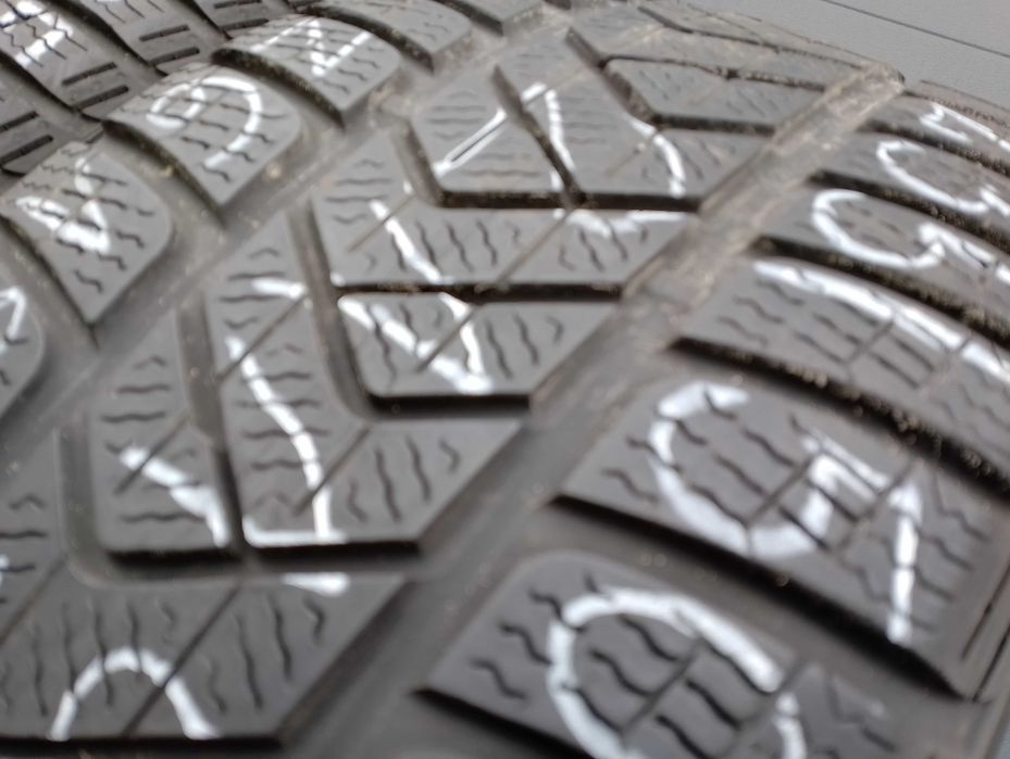 235/50 18 Pirelli Sottozero3 2119 Obrzycko Z618