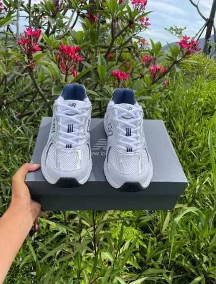 New Balance 530 White Silver Metallic R.40