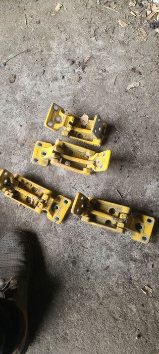 Zawias Drzwi Tylnych Tył Lewe Mercedes Sprinter 906 Crafter 180