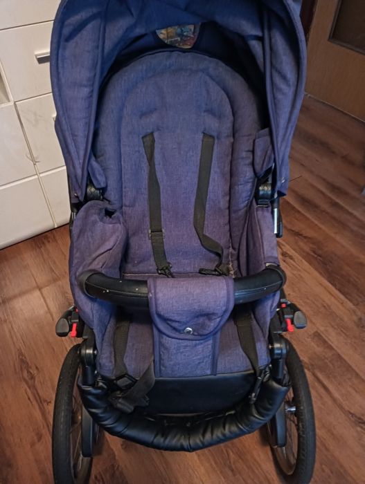 Wózek dziecięcy spacerowy