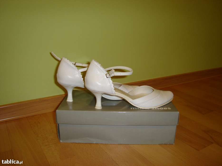 Buty ślubne - białe