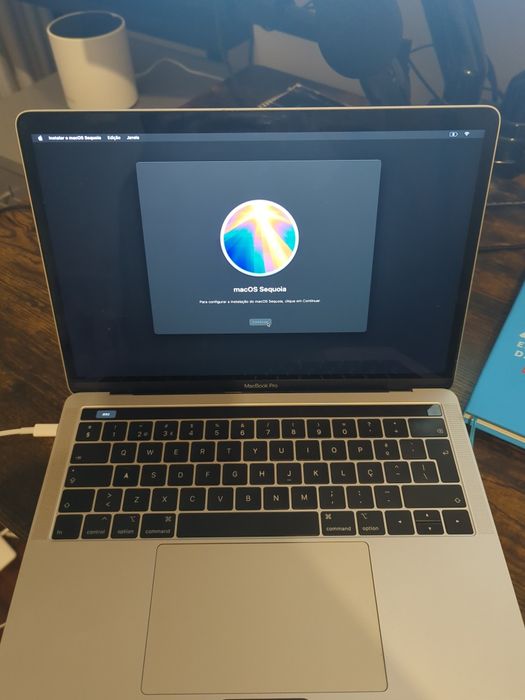 MacBook Pro 13” Touch Bar — Intel i5 Quad-Core — 16GB RAM — 4 USB-C