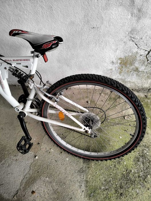 Bicicleta de adulto, como nova.