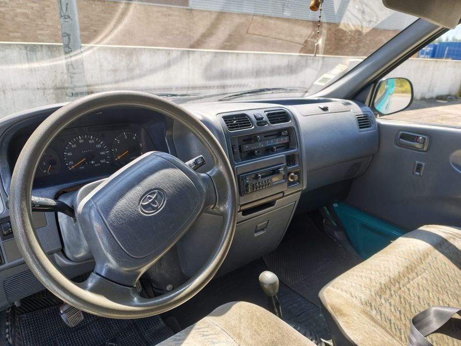 Carrinha Toyota Hiace  ano 98