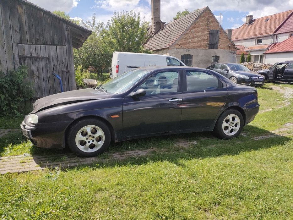 Alfa Romeo 156 uszkodzony