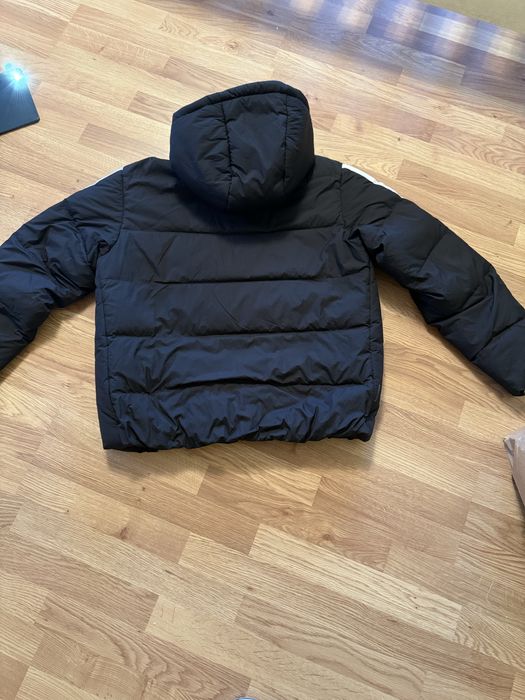 Adidas Essentials Insulated Hooded Jacket зимова курточка
