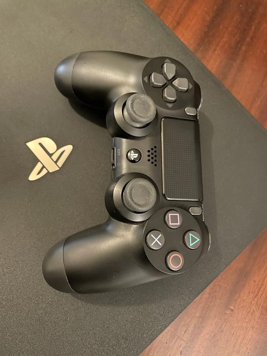 Playstation 4 Pro, Sony