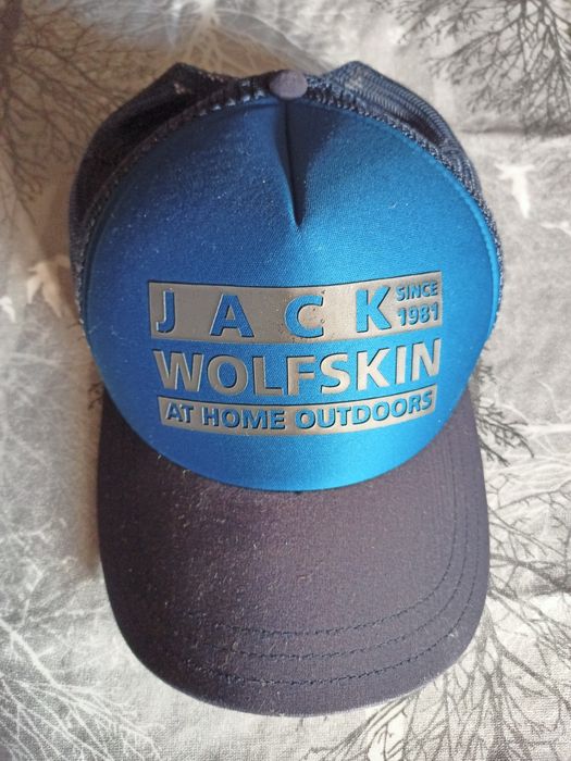 Бейсболка Wolfskin