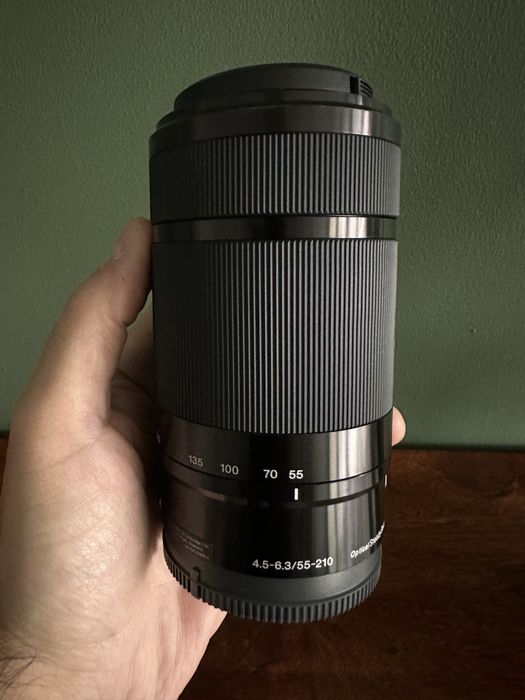 Objetiva Sony E 55-200mm F4.5-6.3 OSS