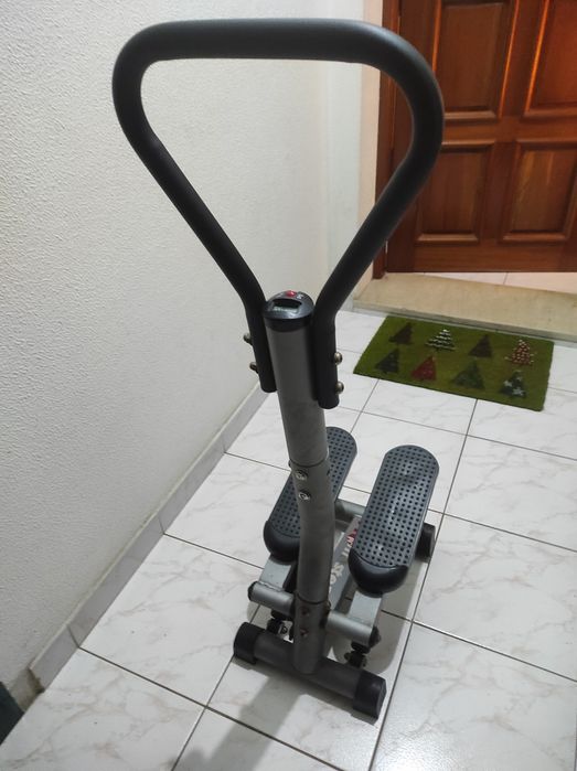 Step com apoio de mãos