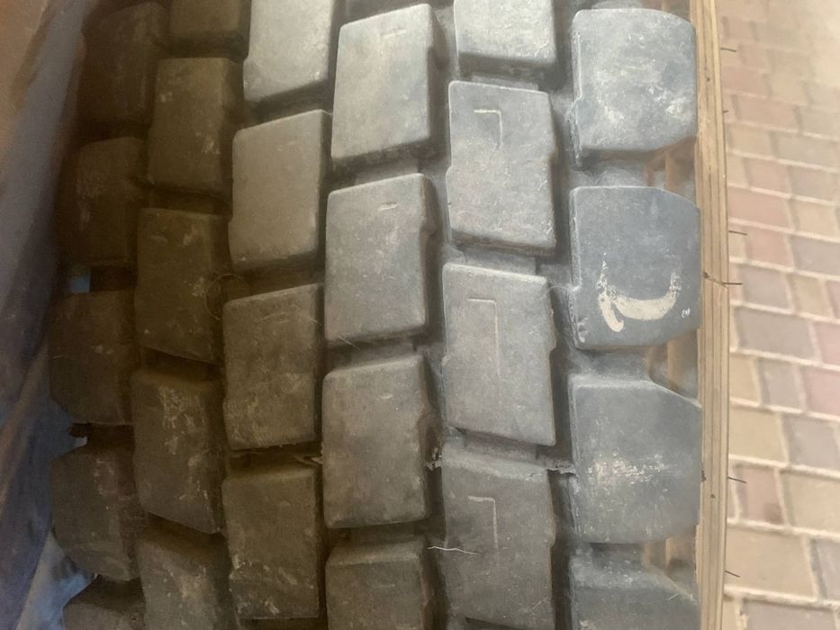 Шина HunterRoad 295/80 R22.5