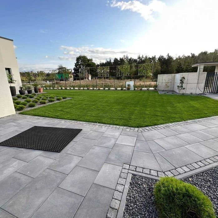 Trawa z rolki, trawnik w rolkach - Producent