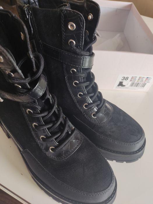 Sprzedam buty DeeZee